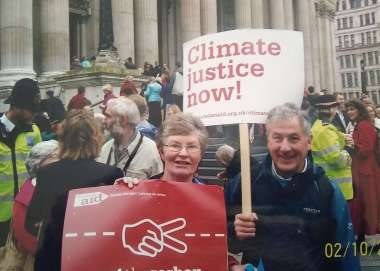 Jean and Andy Thompson at 'Cut the Carbon' march St Paul's Cathedral 2007